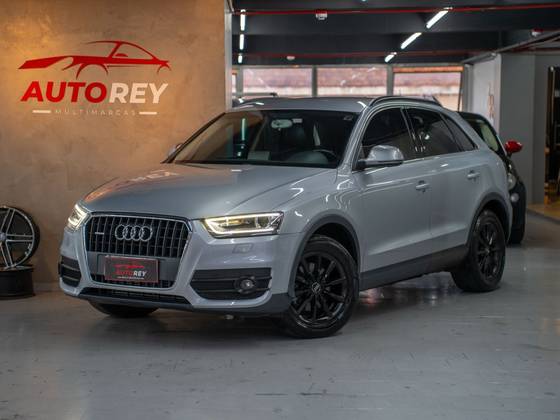 AUDI Q3 2.0 TFSI AMBIENTE QUATTRO 4P GASOLINA S TRONIC